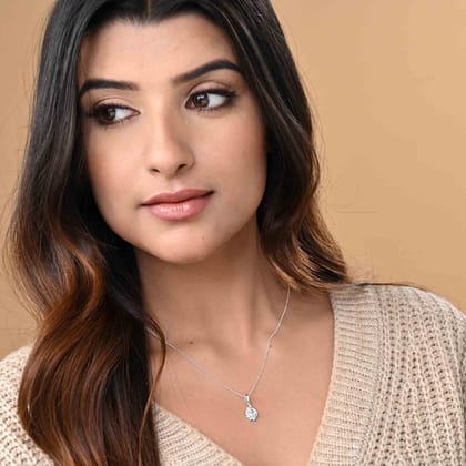 Bella Pendant Necklace ROSE GOLD