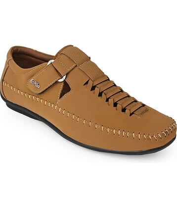 softio Tan Men's Toe covered Flip Flop