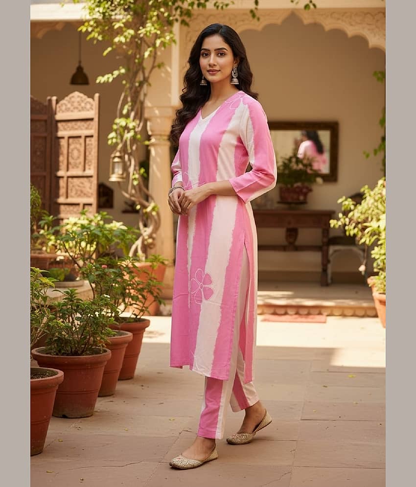 ETZIN Women Rayon Printed Straight Kurti With Pants ( Pink )