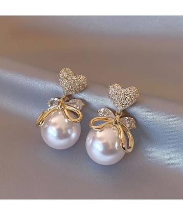 FASHION FRILL Rose Gold Pearl Earrings ( Pack of 1 )
