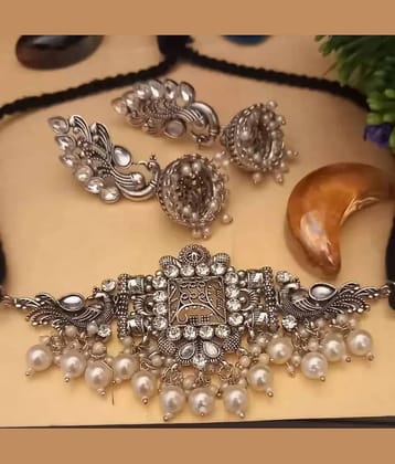 Samridhi DC Silver Alloy Necklace Set ( Pack of 1 )