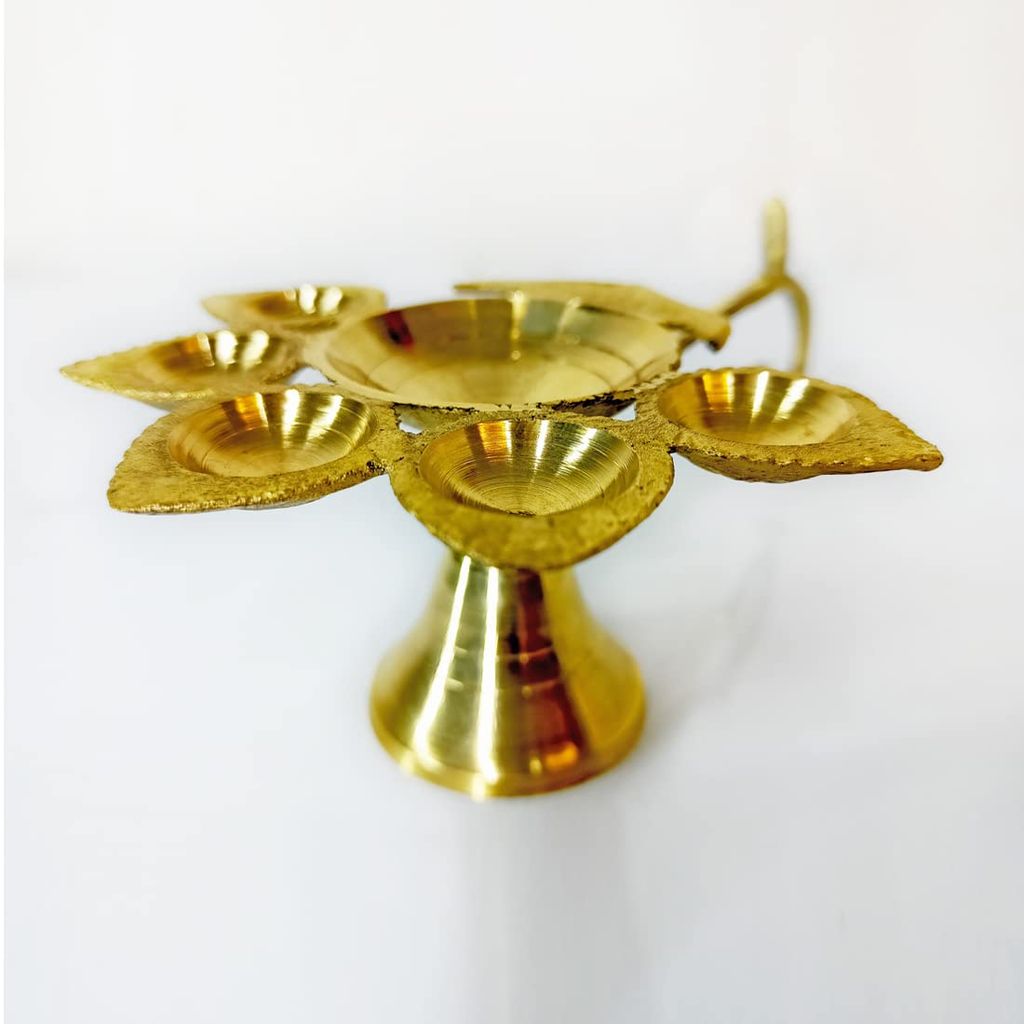 MAYAPURI Brass Pancha Pradip or Pancharti Diya Oil Lamp/Panch Aarti Jyoti Diya - Pooja Needs | Buy online on ZillyBuy
