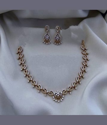 Pamadhya Rose Gold Brass Necklace Set ( Pack of 1 )