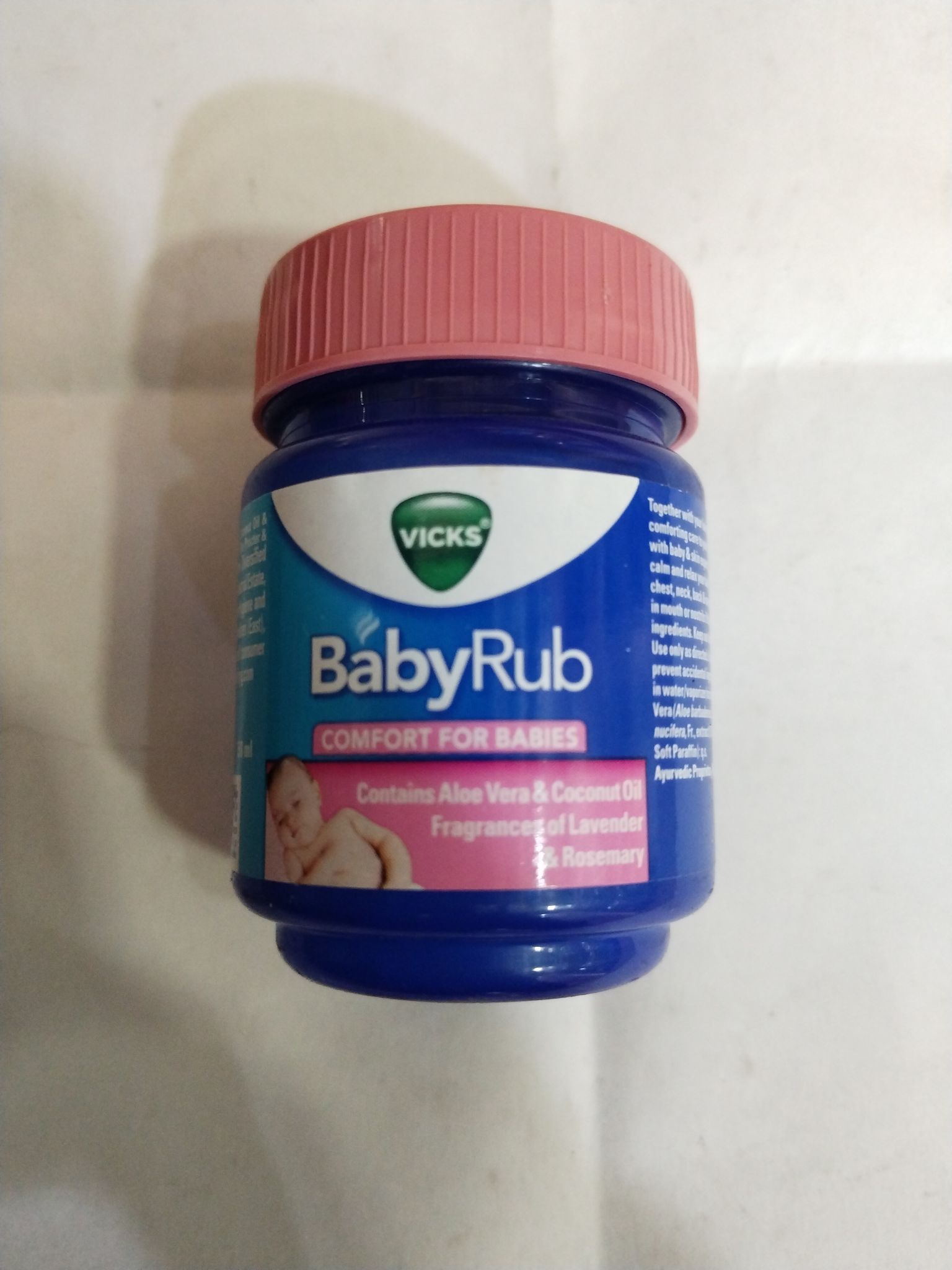 Vicks Babyrub Comfort for babies Contains aloe vera&coconut oil 