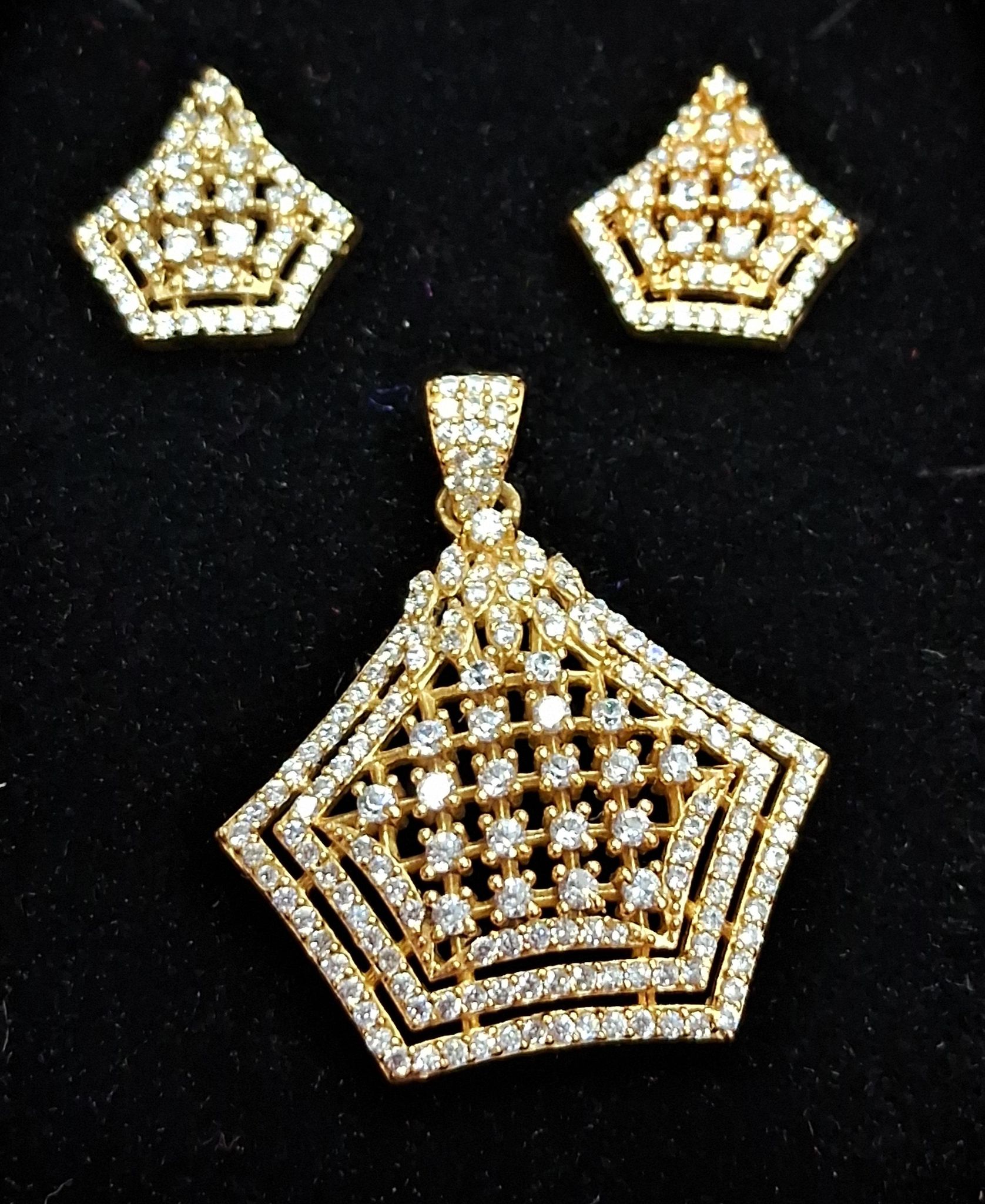 PENDANT SET GP
