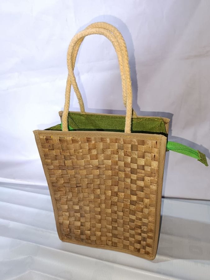 ASOMI WATER HYACINTH BAG
