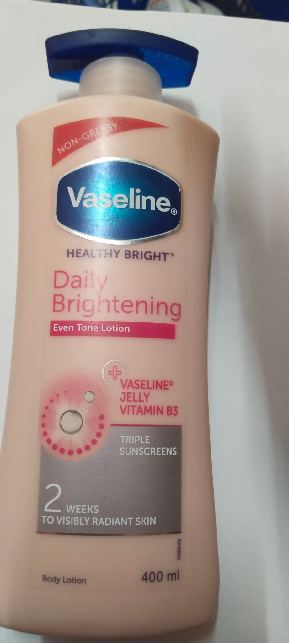 Vaseline. Daily Brightening Even tone lotion 