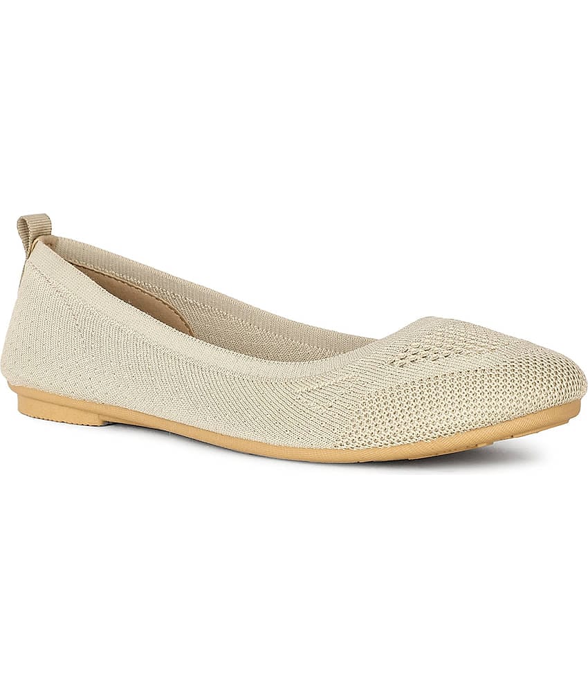 Bata Beige Women's Casual Ballerinas