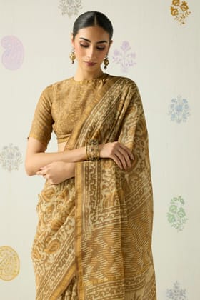 Janhavi Saree-Free Size