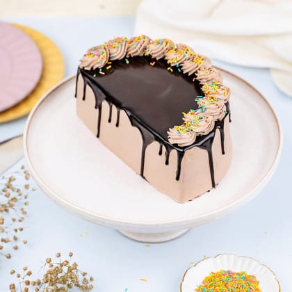 Chocolate Sprinkles Half Cake Eggless 1 Kg