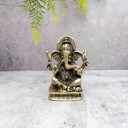 Brass Ganesh Idol - 4.2 inch Height | Auspicious Brass Ganesh Idol for Worship
