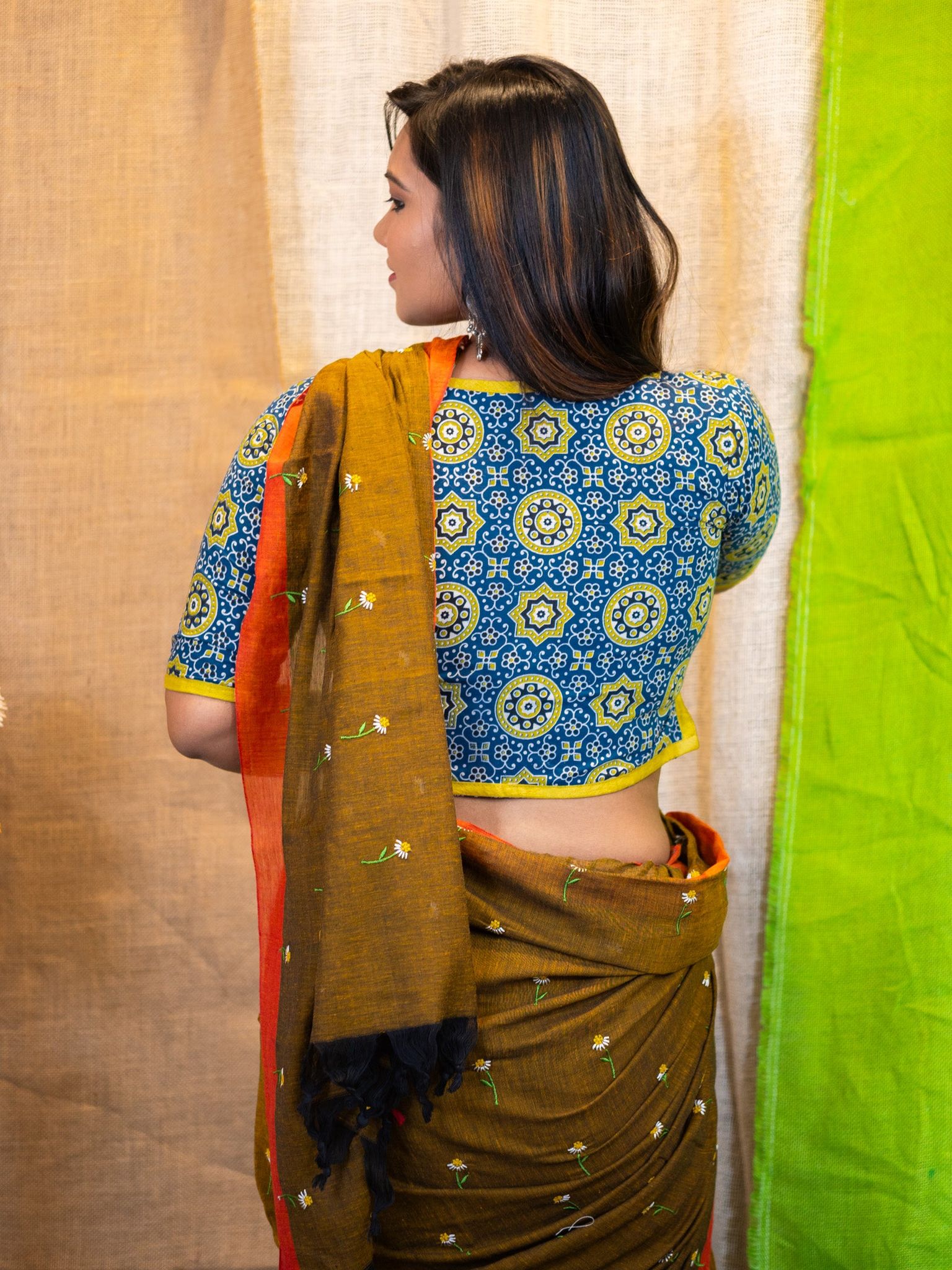 Amraajrakh Blouse yellow-M