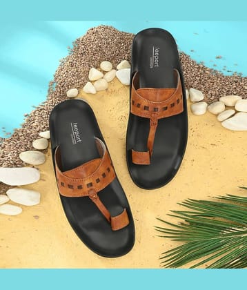Leeport - Beige Men's Kolhapuris