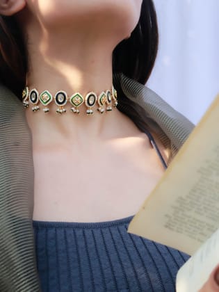 Aven Kundan Choker Necklace-Blue