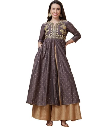 Globus Viscose Embroidered Front Slit Women's Kurti - Brown ( Pack of 1 )