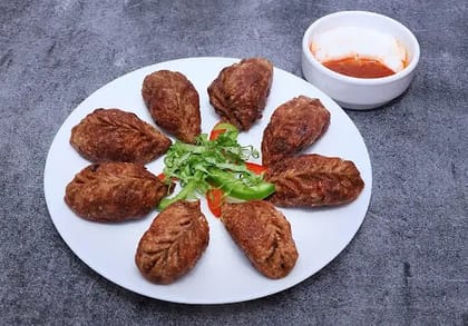 Veg Fry Ragi Momos [8 Pieces]