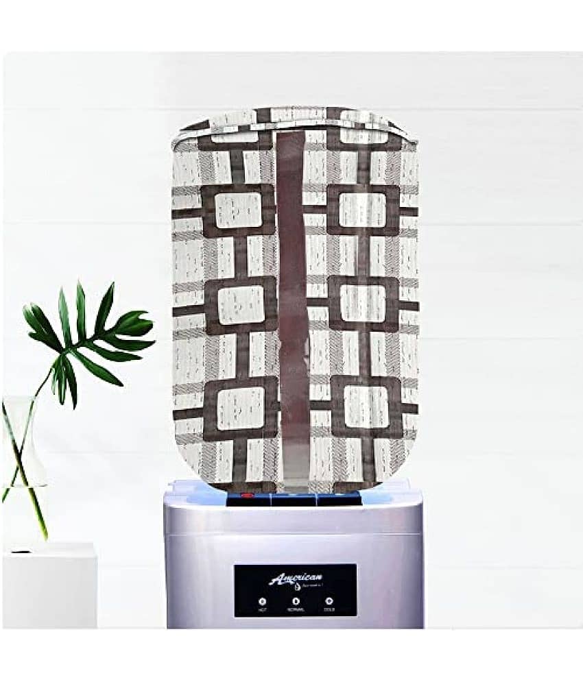 E-Retailer Single PVC White Water Bottle Cover
