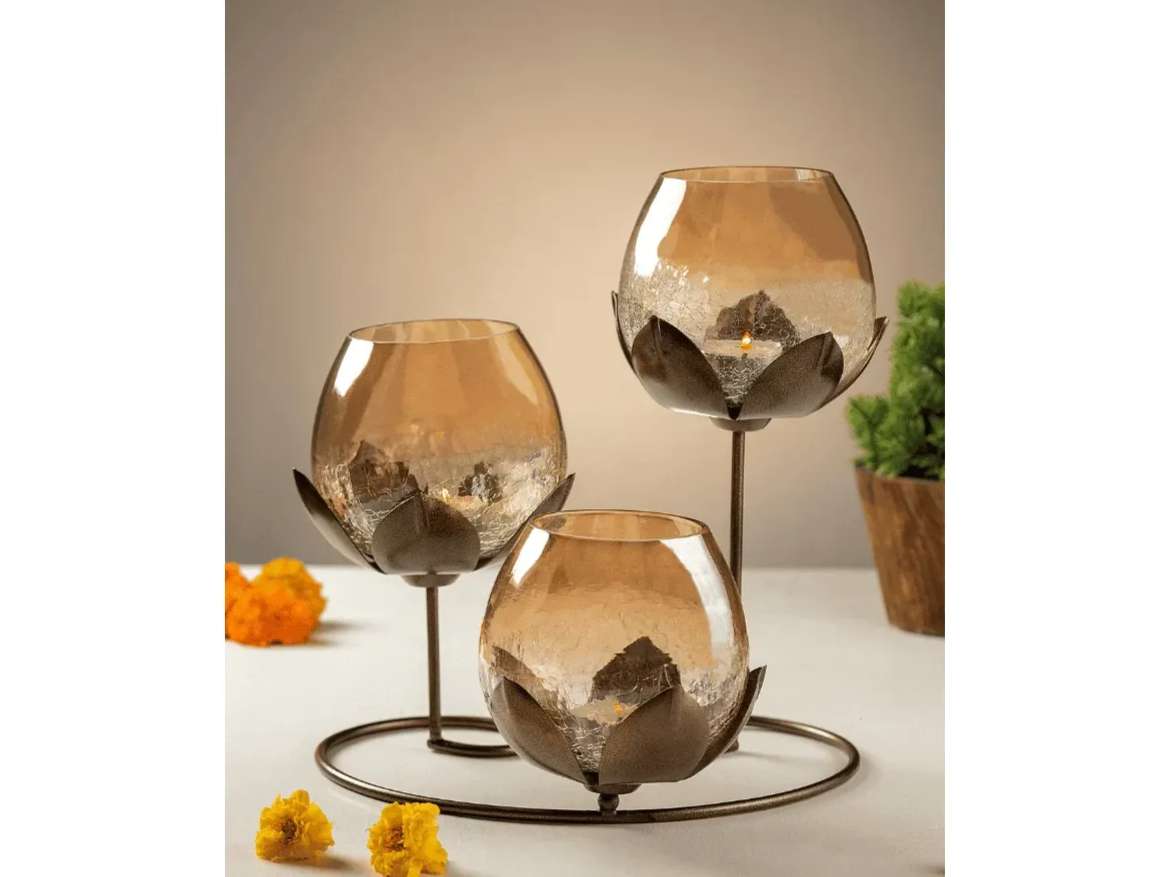 Triple Lotus Candle Holder with 3 Gold Glasses (L)
