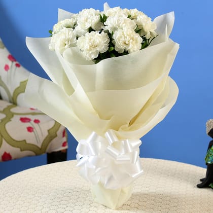 12 White Carnations Bouquet Medium