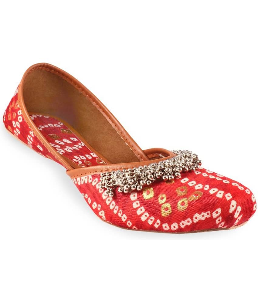 Apratim - Red Women's Mojaris