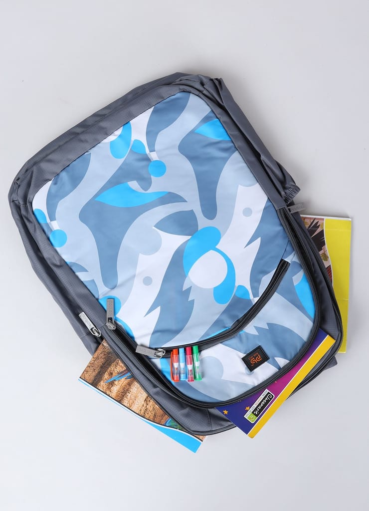 PB Pearlbags MANOR 20L Printed Casual Backpack,3 Compartment,Premium Fabric,Water Resistant Anti Theft,School & College Bag for Boys and Girls,Office & Travel Bag for Men and Women,48X30X14 Cms