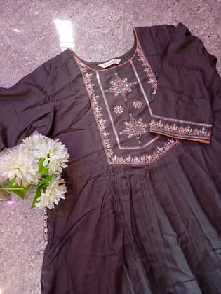 Elegant Brown Embroidered Dress Elegant Brown Embroidered Dress