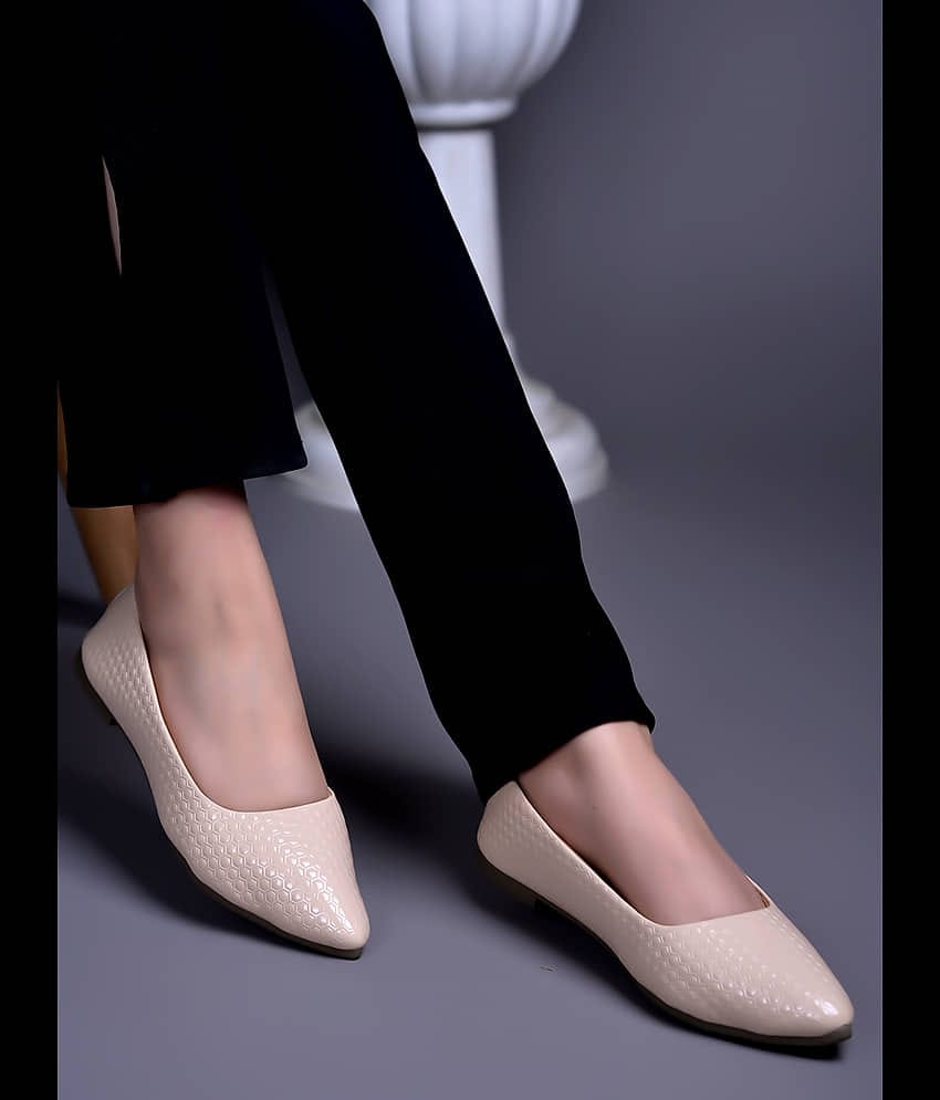 Stylestry Red Women's Casual Ballerinas