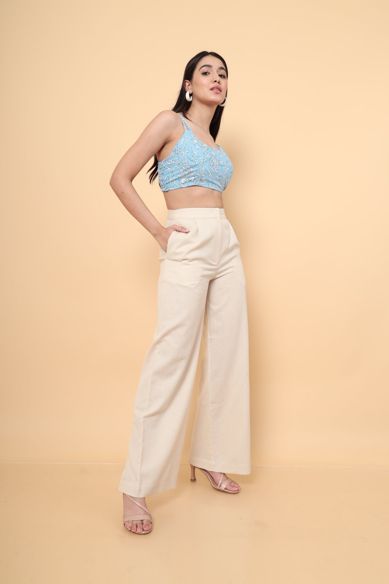 Off White Flared Casual Pants-L