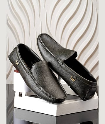 Action Olive Men's Slip on