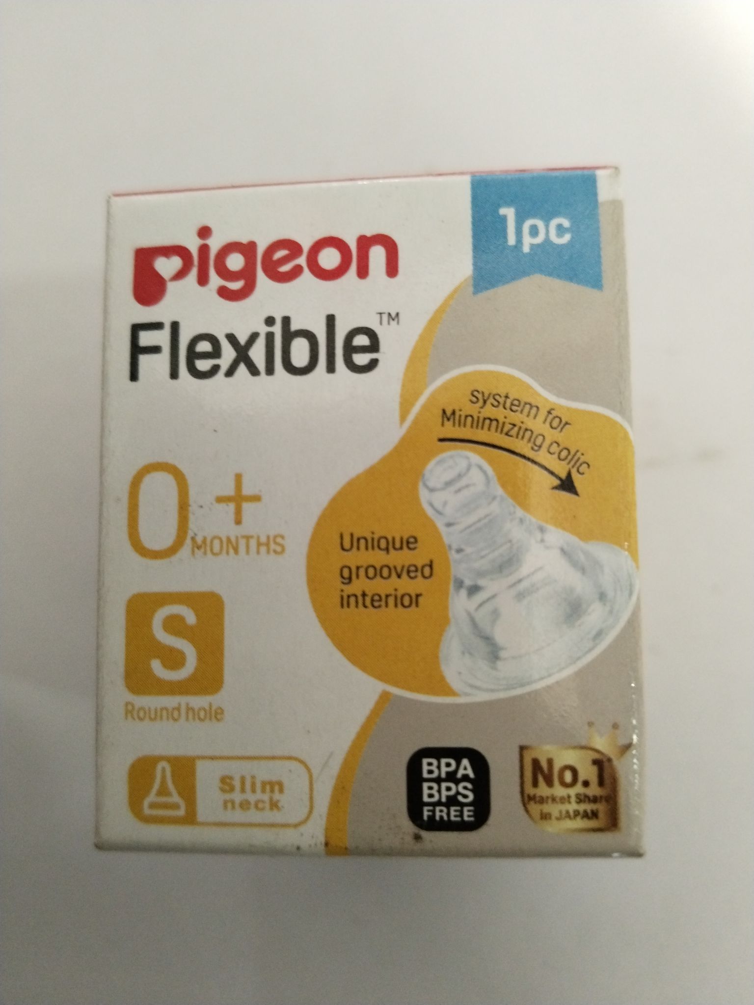 Pigeon Flexible 0+ Months S Round hole Slim Neck 