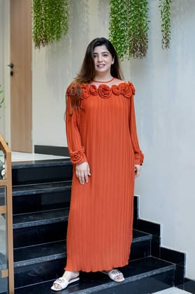 Hola Pleated Maxi Dress-Rust / M-L