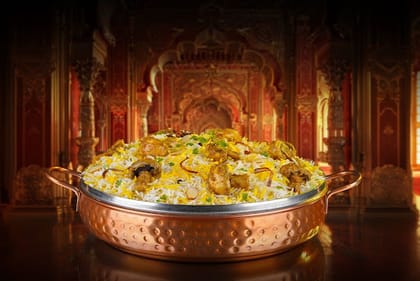 Taj-e-Khumb Biryani (Mushroom Biryani - Serves 4-5)