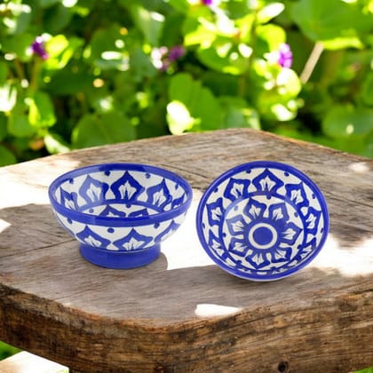 Handcrafted Blue and White Colour Round Blue Pottery BowlsSet of 2Floral Pattern6