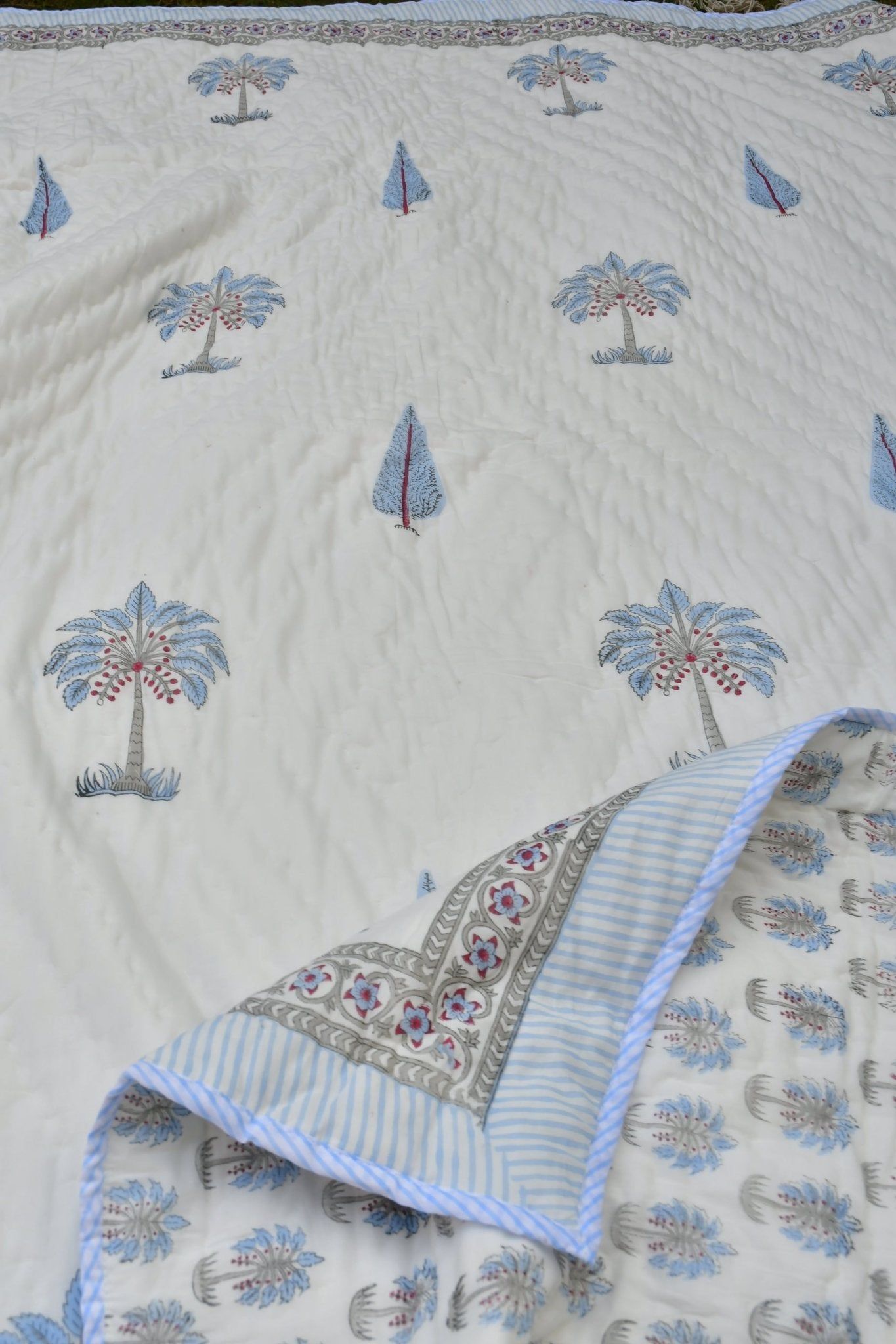Blue Palm Mul Mul Quilt : Premium Comfort - Single
