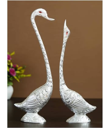 eCraftIndia Set of 2 Silver-Toned & Red Kissing Swan Couple Handcrafted Showpieces