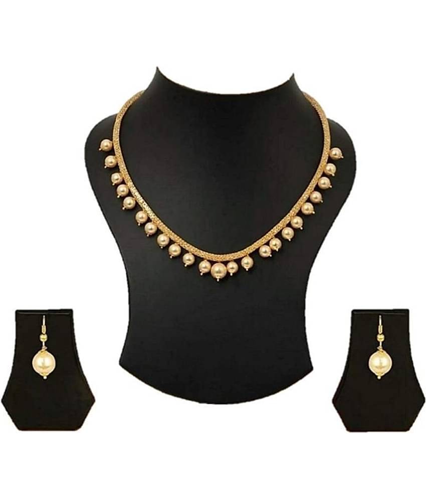 Molika - Gold Alloy Necklace Set ( Pack of 1 )