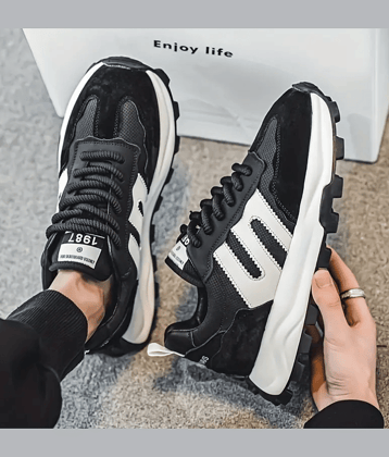 ROBBIE JONES Sneakers Black Men's Sneakers