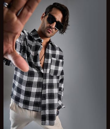 Chimpaaanzee Cotton Blend Oversized Fit Checks Full Sleeves Men's Casual Shirt - Black ( Pack of 1 )