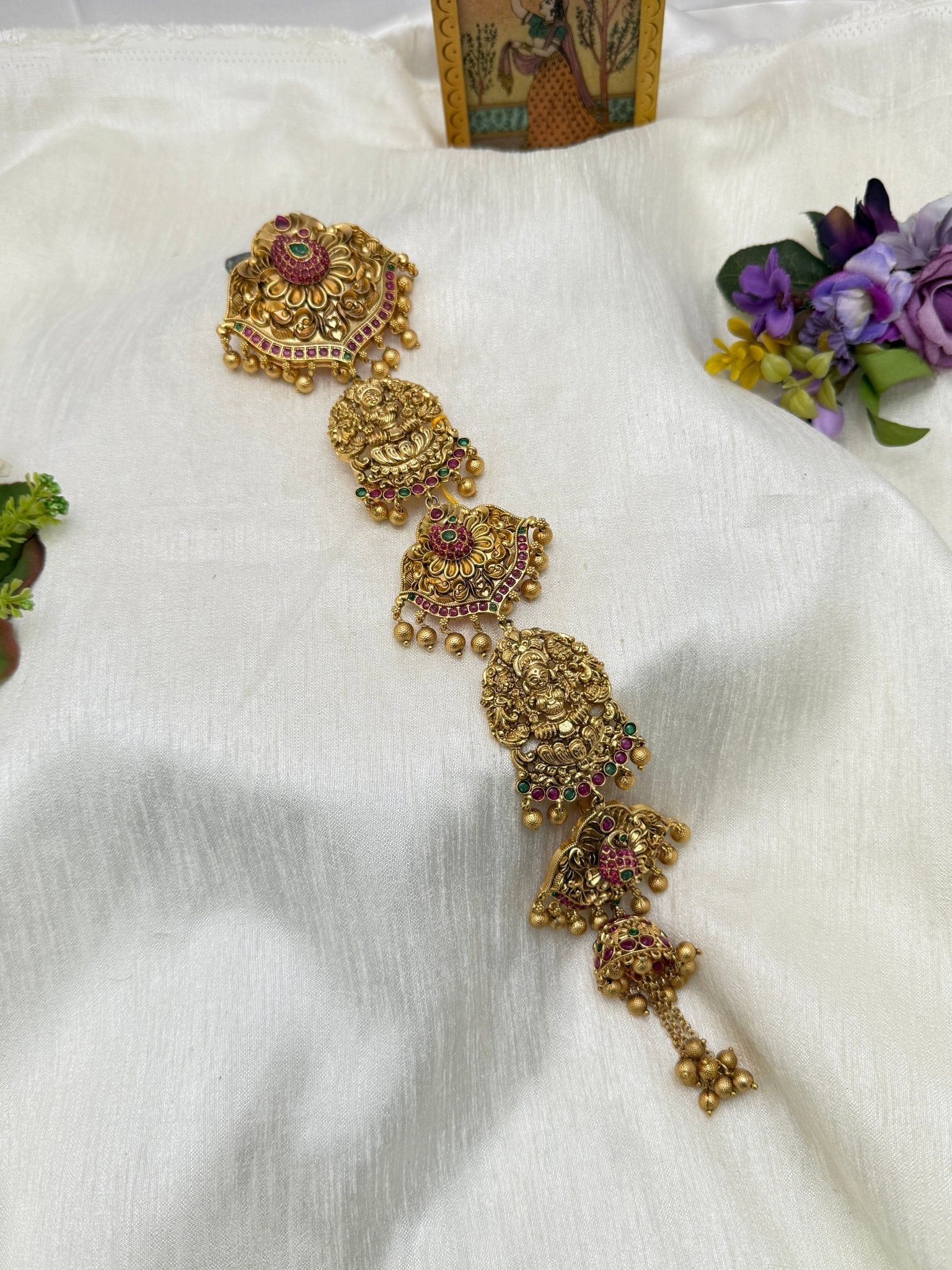 Antique Medium Length Jadebille 0690