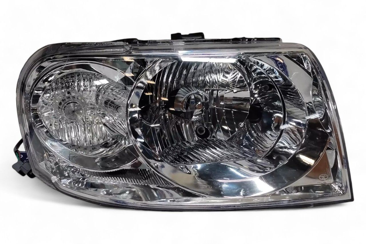 Lumax Head Lamp - RH AV116405
