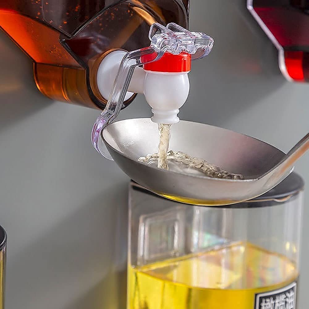 Wall Mounted Oil Dispenser,Transparent Liquid Seasoning Food Dispenser,Wall Hanging Oil Box, Oil Storage Tank,Leak-Proof Soy Sauce Vinegar Liquid Tank,Storage Bottle Kitchen Organizer