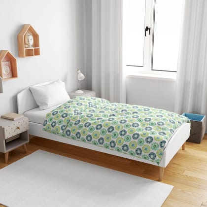 Green and White Pure Cotton Baby Blanket for Newborns 0-3 Years Soft Cozy Dohar for Toddlers, Girls, Boys, and Babies-Kids / Green and White / KTB-PR_5006