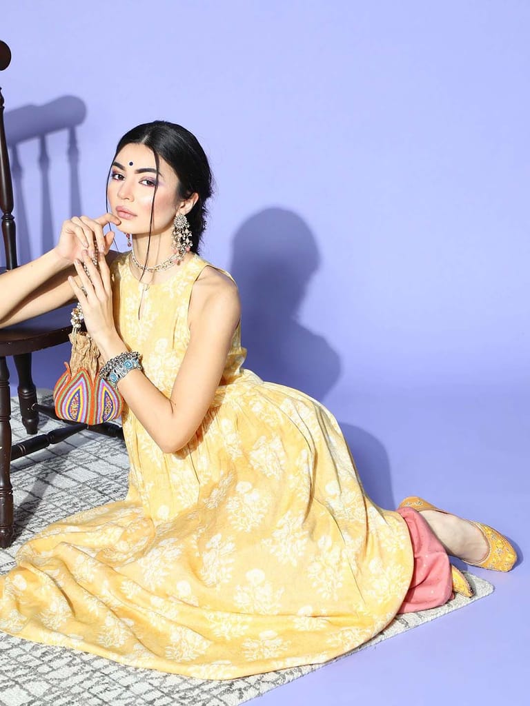 Elegant Women Women Yellow White Floral Printed Keyhole Neck Cotton Kurta VCK8515 2026 at ShopCi