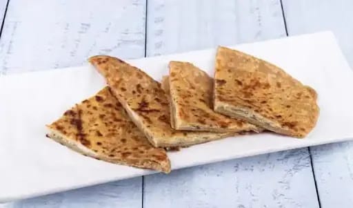 Aloo Pyaaz Paratha Combo
