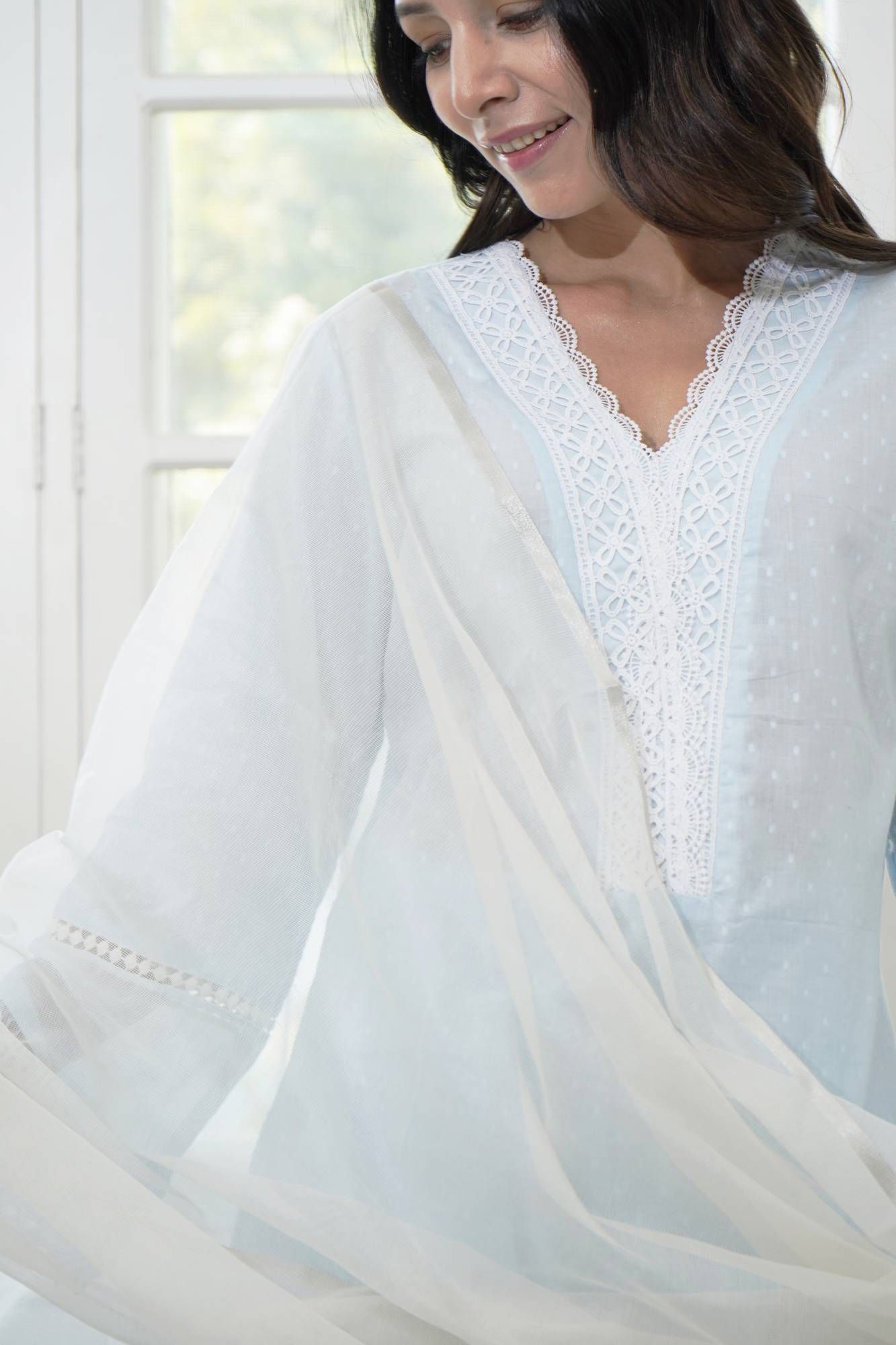 White Pearl Dupatta-Free Size / White