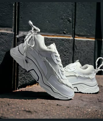 Fabbmate White Women's Sneakers