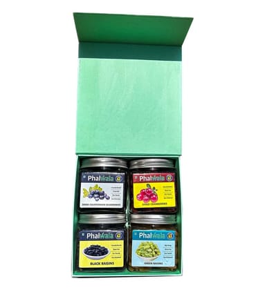 Berries & Raisins 800 Gms Gift Box of 4