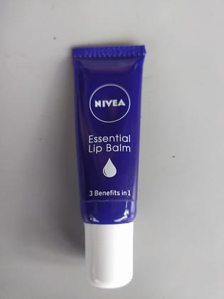 nivea essential lip balm