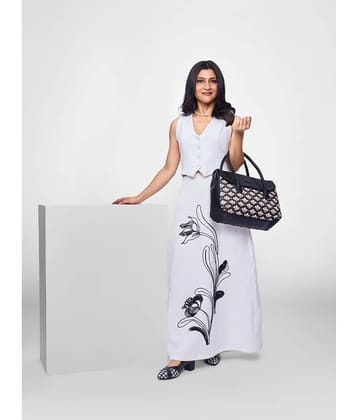 Zouk Sling Bag Jute Set of 1 ( Multicolor )