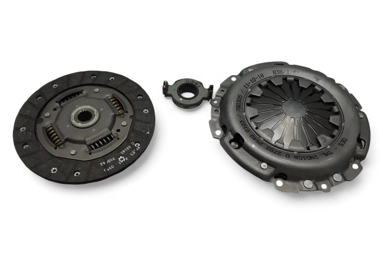Tata Clutch Kit (Disc+Pressure Plate+Bearing) AV121660